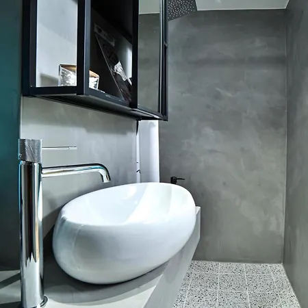 Momentum #skgbnb Apartment Thessaloniki